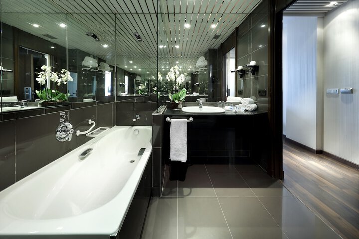 Bath Photo