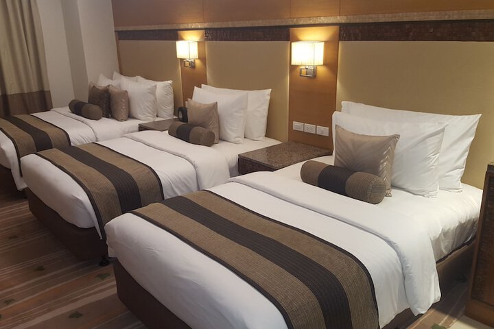 Room 9 of 128
