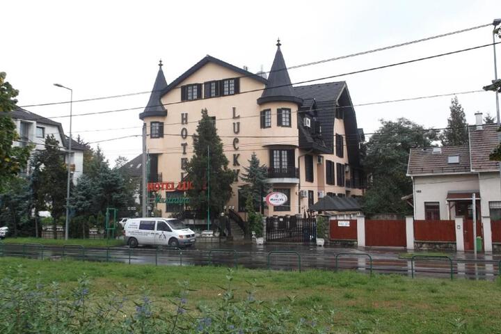 Photo 12