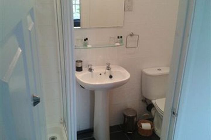 Room 3 of 12