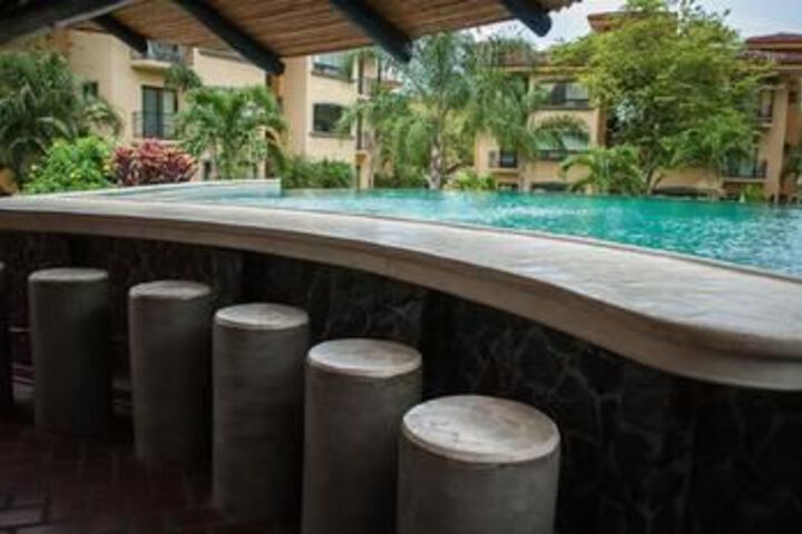 Pool 23 of 32