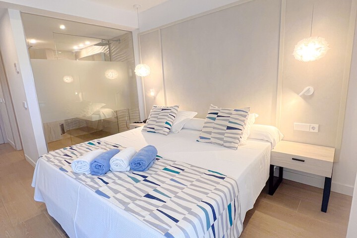 Room 16 of 101