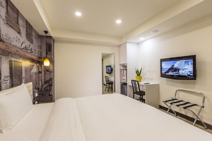 Room 9 of 59