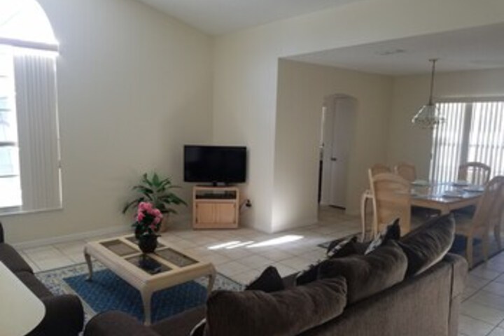 Room 18 of 26