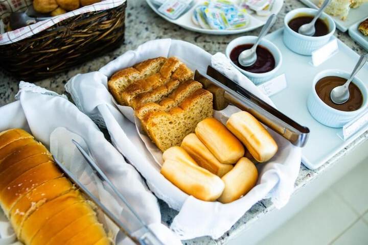 Breakfast/Coffee Service 7 of 14