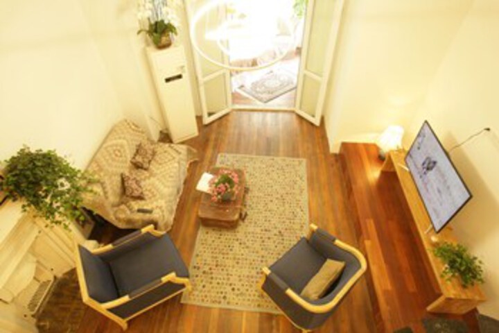 Room 17 of 75