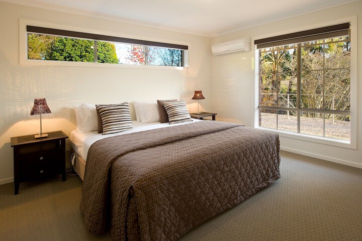 Room 2 of 13