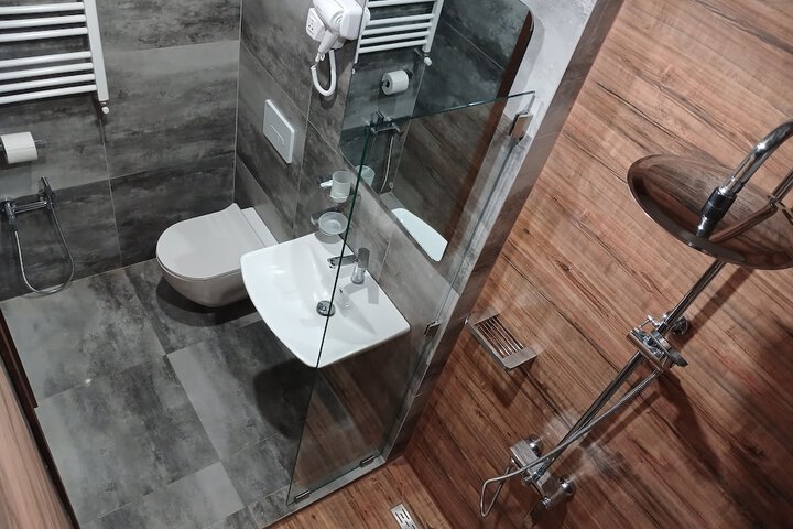 Room 45 of 75