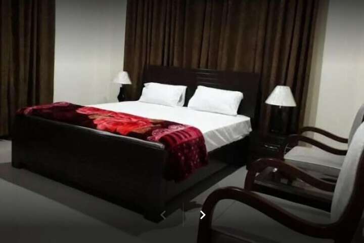Lahore Hotel