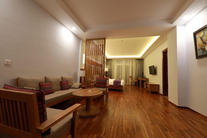 Room 46 of 111