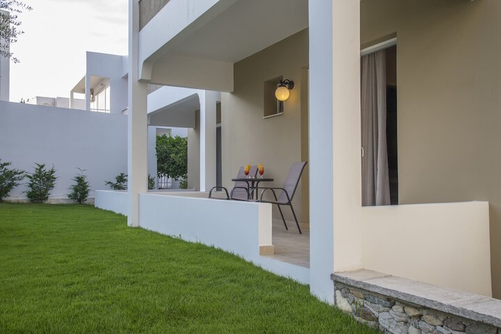 Terrace/Patio 37 of 97