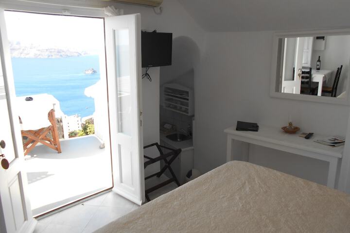 Room 10 of 70