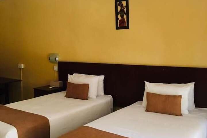 Room 2 of 24