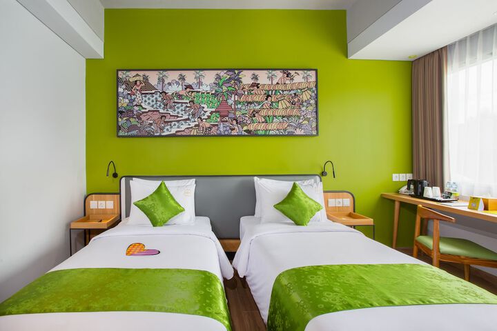 Room 5 of 25