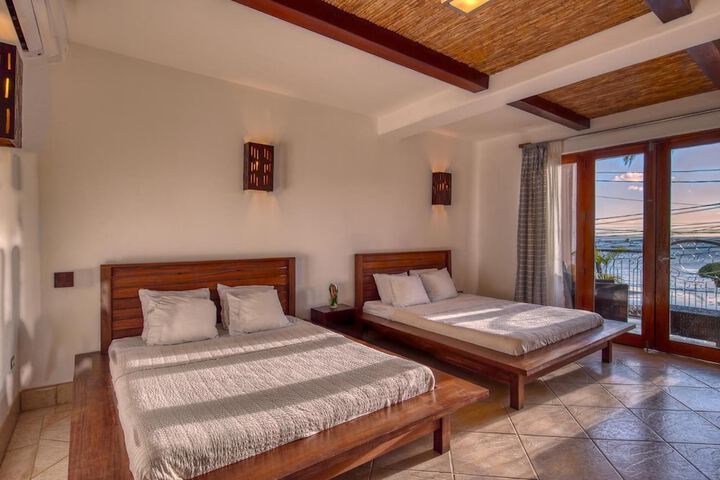 Room 4 of 29
