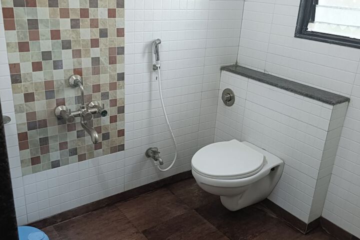 Room 35 of 42