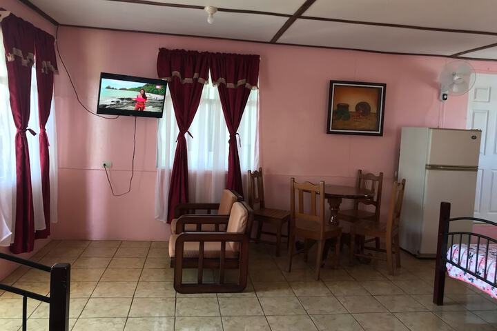 Room 6 of 68
