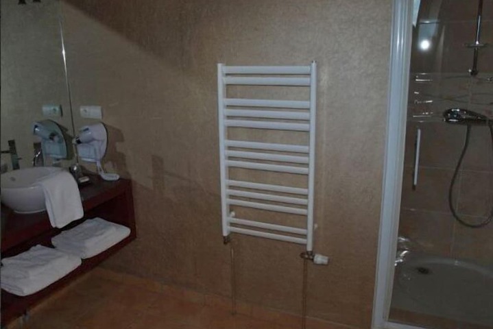 Room 22 of 73