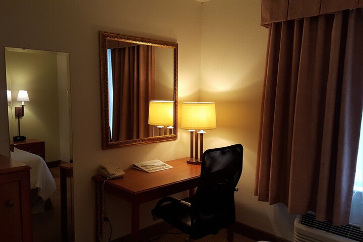 Room 11 of 55