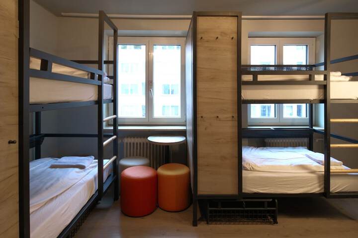 Room 58 of 85