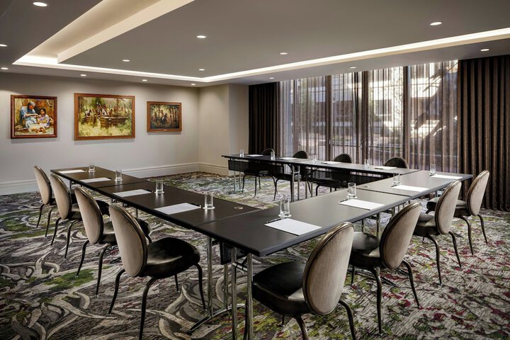 Meeting facility