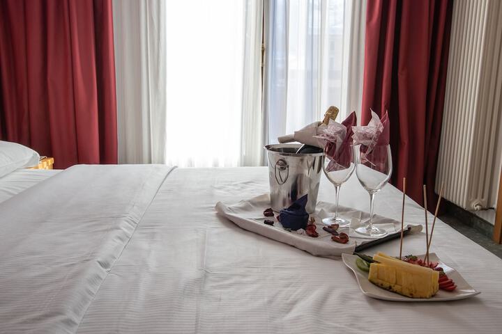 Room 10 of 44