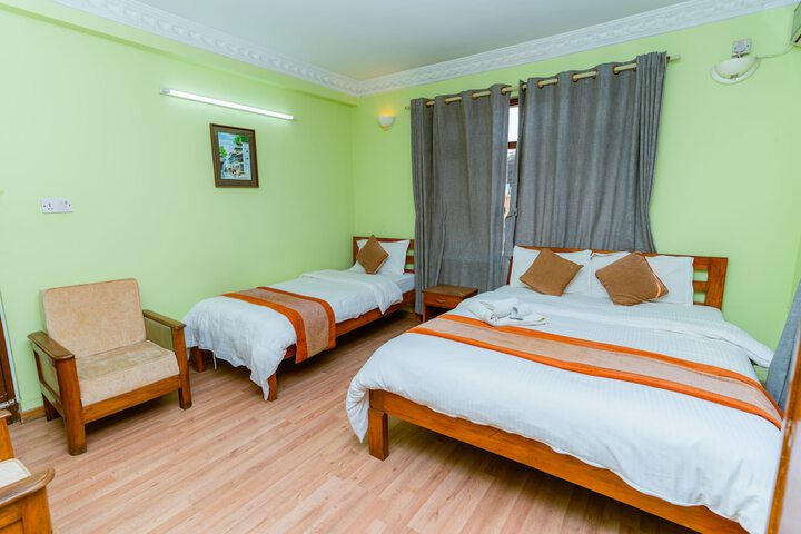 Room 7 of 48