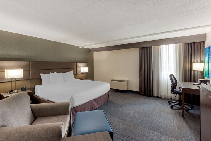 Room 19 of 53