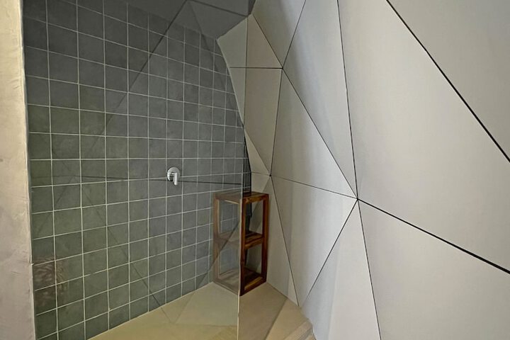Room 44 of 89
