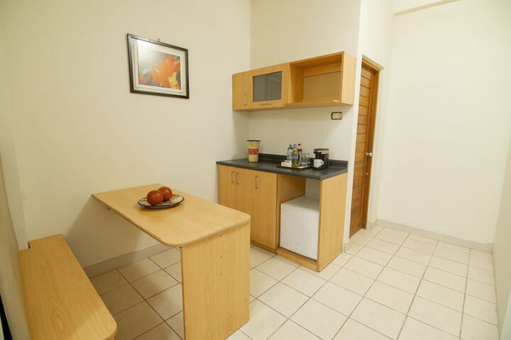 Room 16 of 36