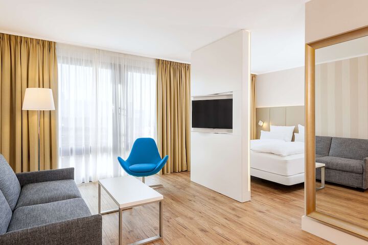 Room 9 of 31