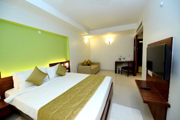 Room 14 of 20