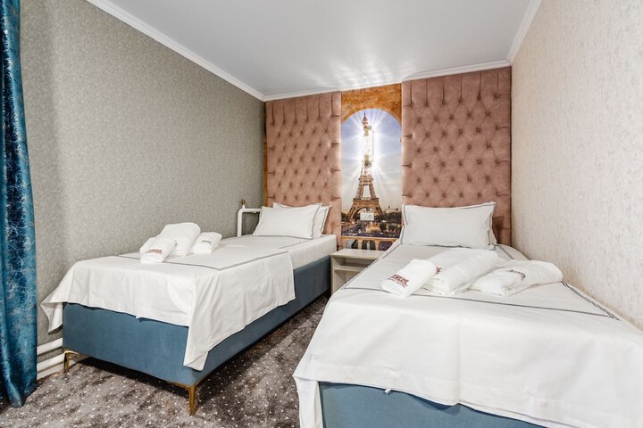 Room 14 of 20