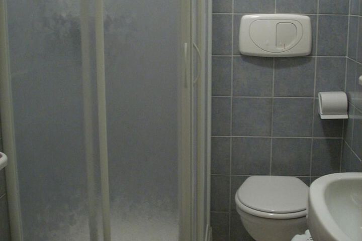 Room 29 of 61