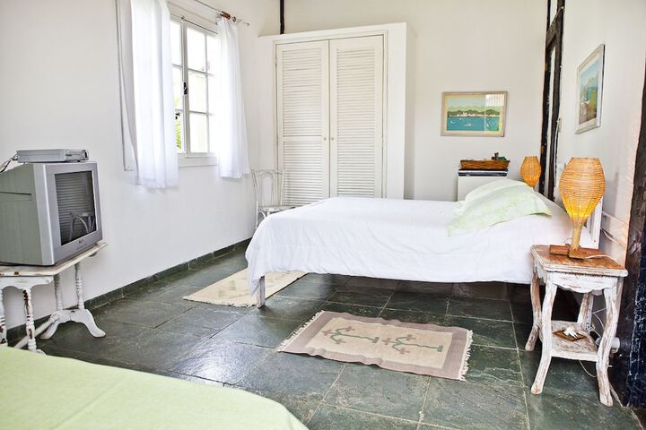 Room 6 of 29