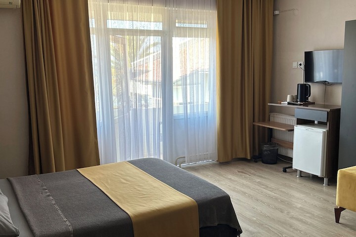 Room 36 of 103