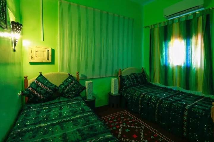 Room 10 of 10