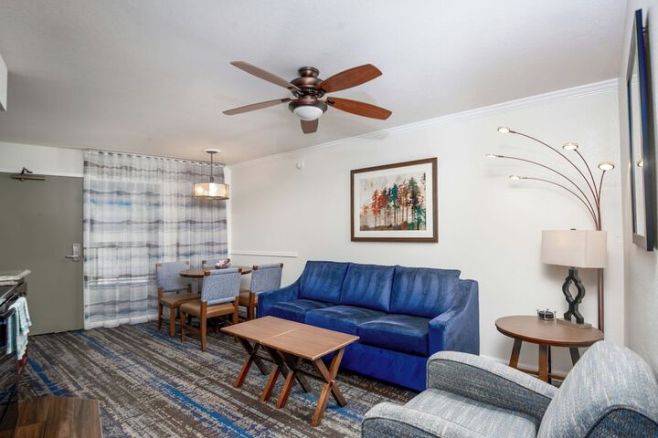 Room 9 of 52