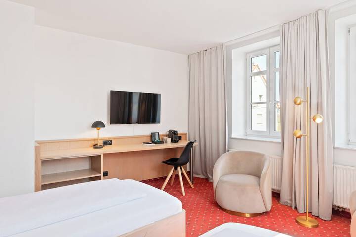 Room 28 of 88