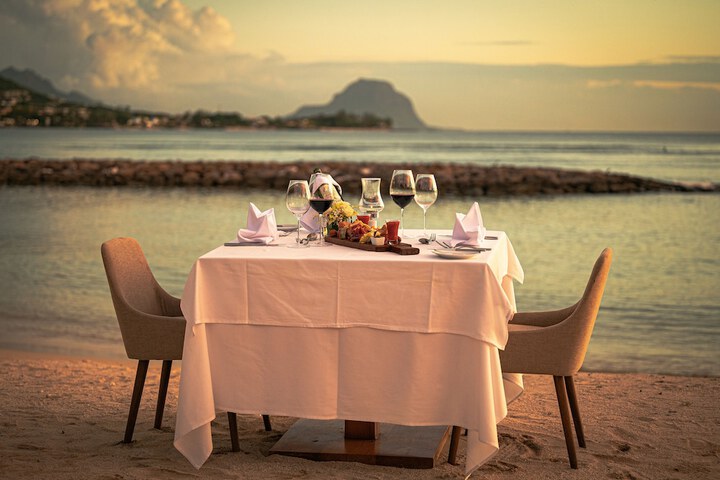 Dining 49 of 79
