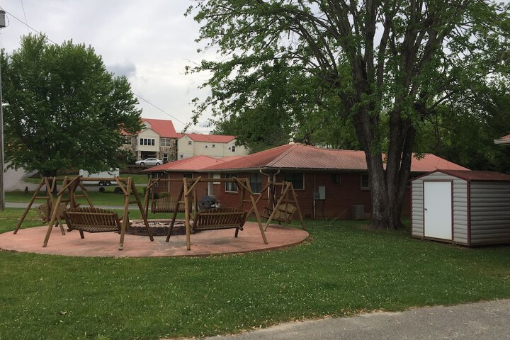 BBQ/picnic area