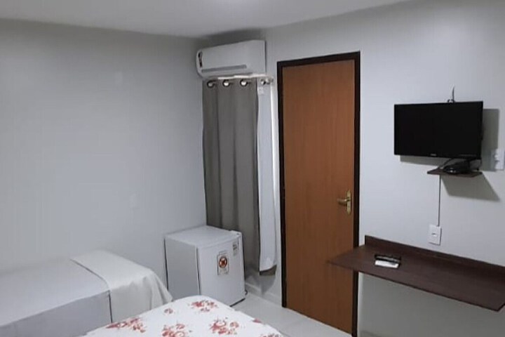 Room 14 of 60