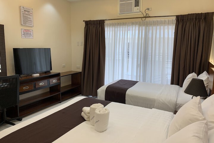 Room 18 of 53