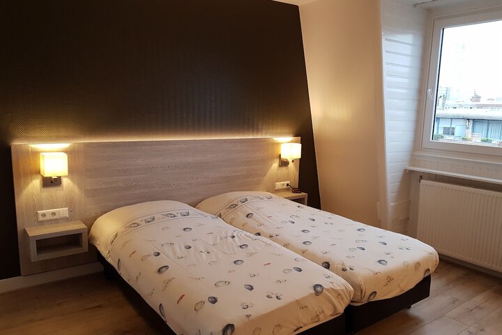 Room 12 of 63