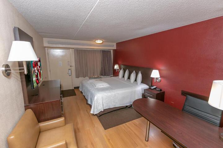 2 Double Beds (8 of 20)