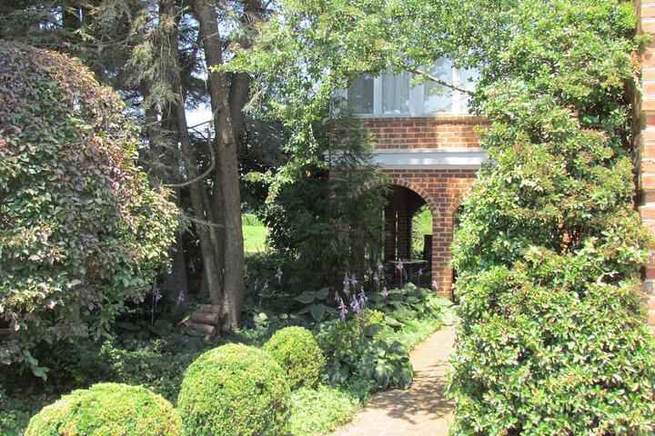 Property Grounds 21 of 24