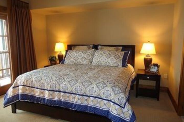 Room 7 of 49