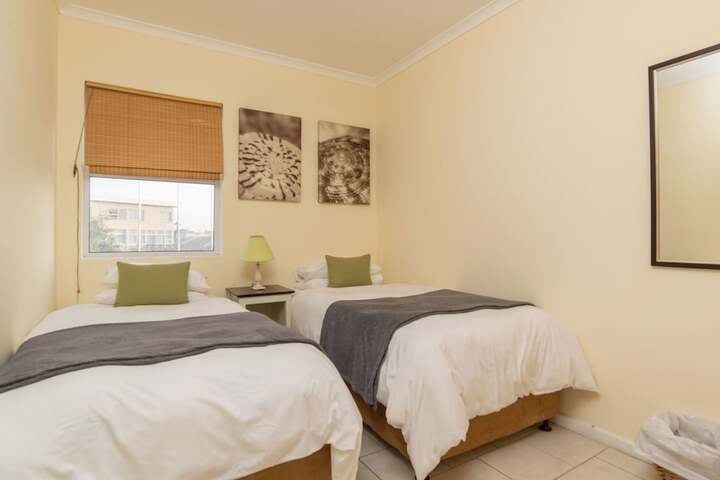 Room 4 of 44
