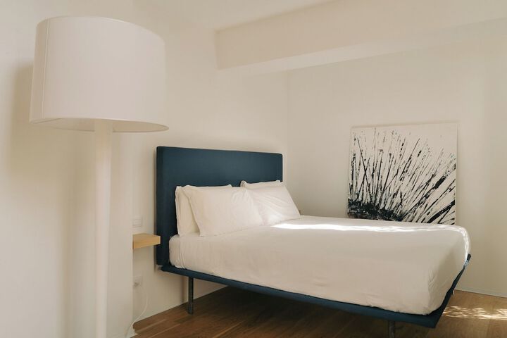 Room 3 of 66
