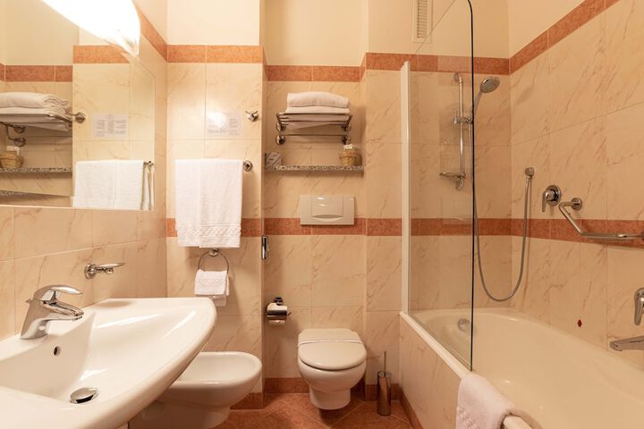 Clean Restrooms